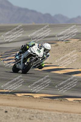 media/Oct-02-2025-Racers Edge (Thu) [[2c91cb6ab3]]/2-A Group/Session 5-Turn 12 (130pm)/